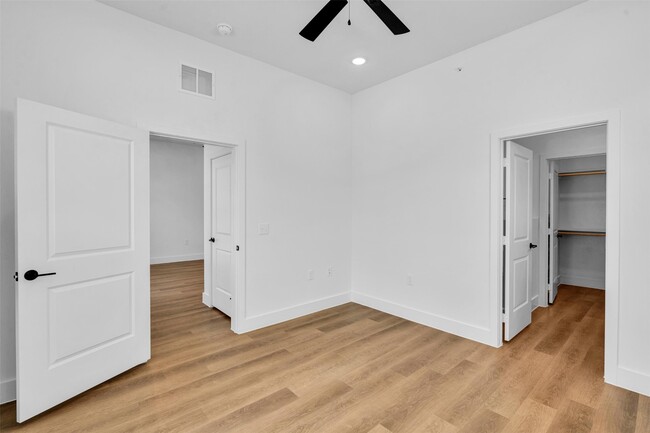 Building Photo - 1440 Forward Dr