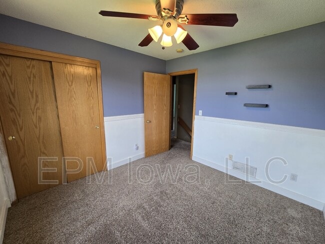 Building Photo - 1138 White Ivy Pl NE