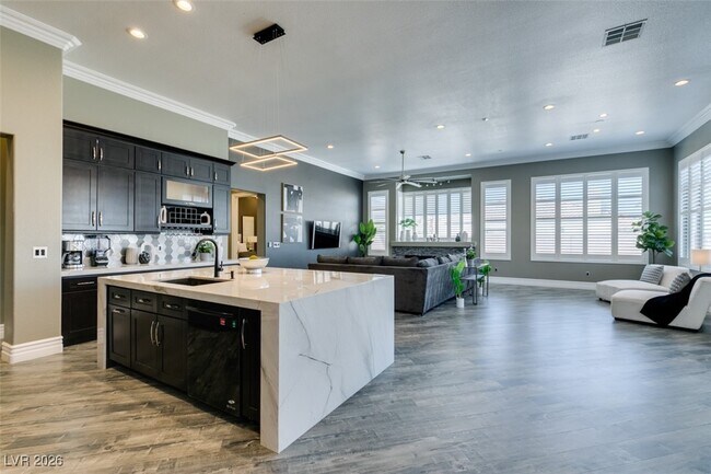 Building Photo - 394 Highland Hills Ct