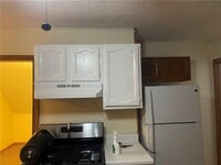 Building Photo - 88 Bagley St