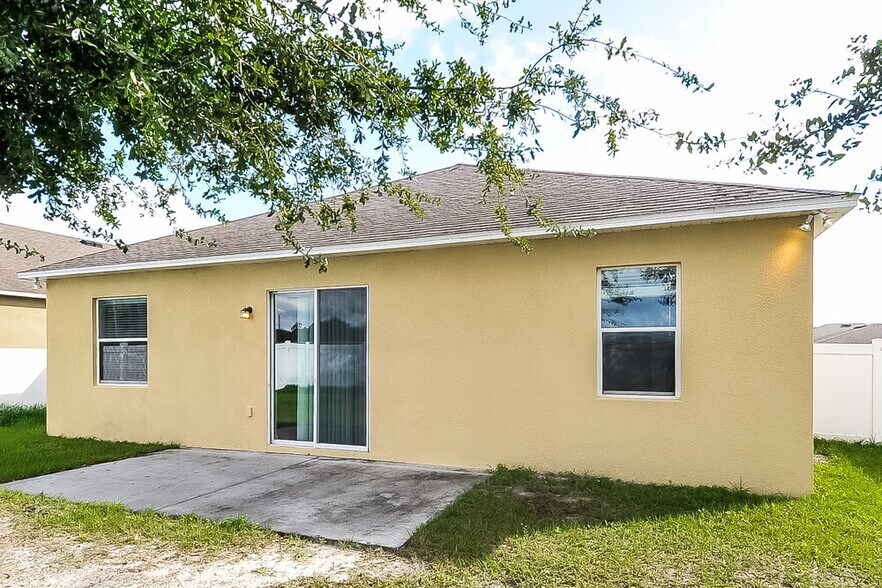 Building Photo - 1806 Eagle Pines Circle