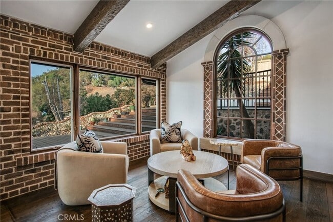 Building Photo - 27151 Mission Hills Dr