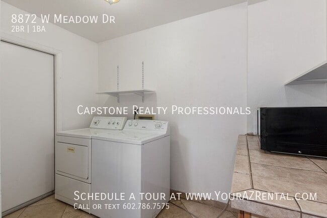 Building Photo - 8872 W Meadow Dr