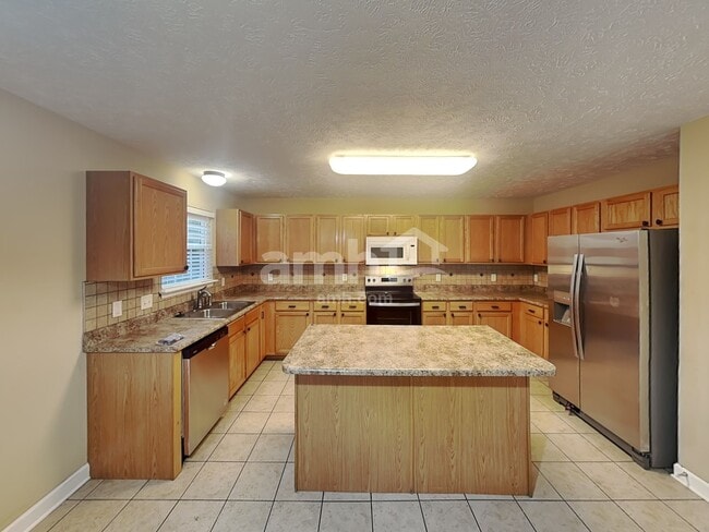 Building Photo - 3505 Bent Wood Ct