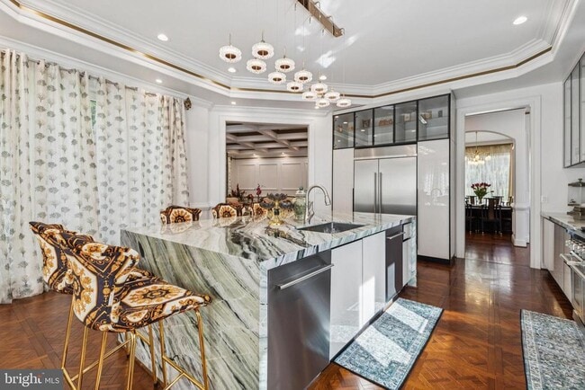 Building Photo - 855 Dolley Madison Blvd