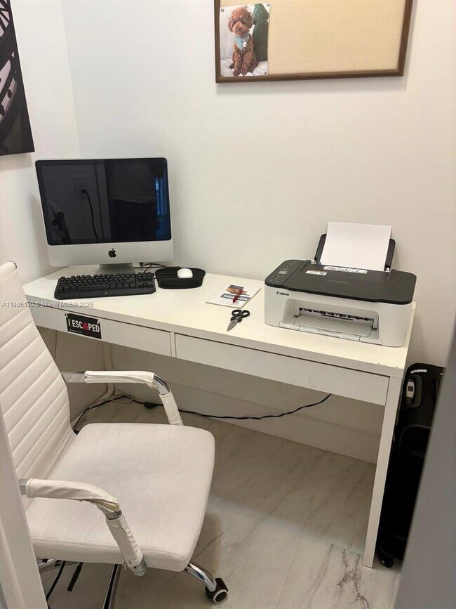 Building Photo - 8632 NW 34th Pl