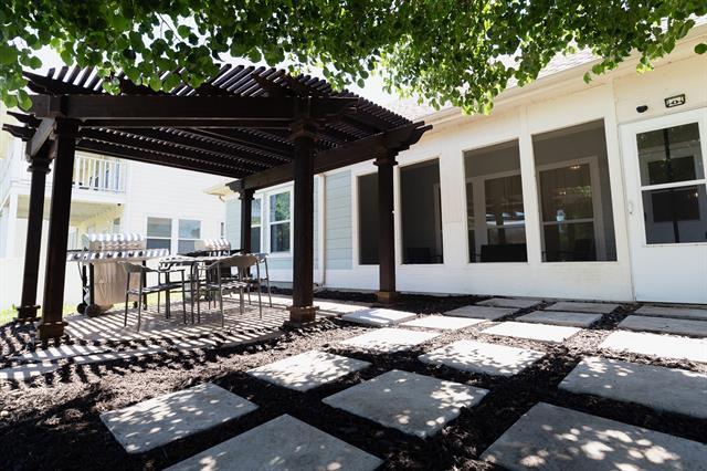 Building Photo - 1121 Spanish Moss Dr