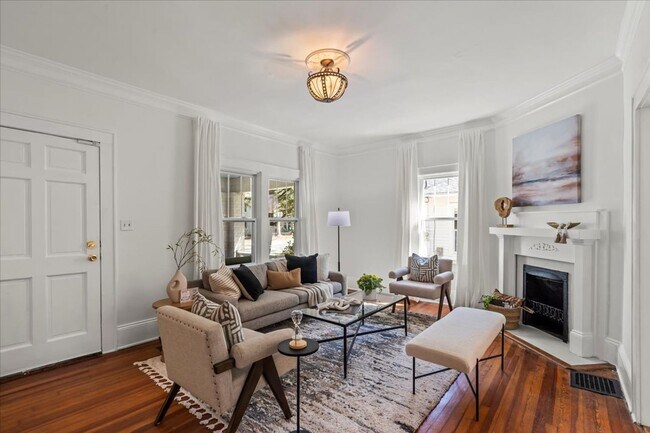 Building Photo - There is a Wow Factor in this Fully Renova...