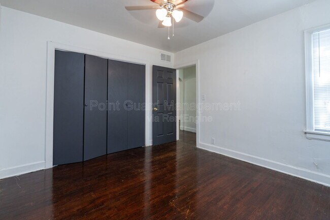 Building Photo - 102 W Zimmerly St