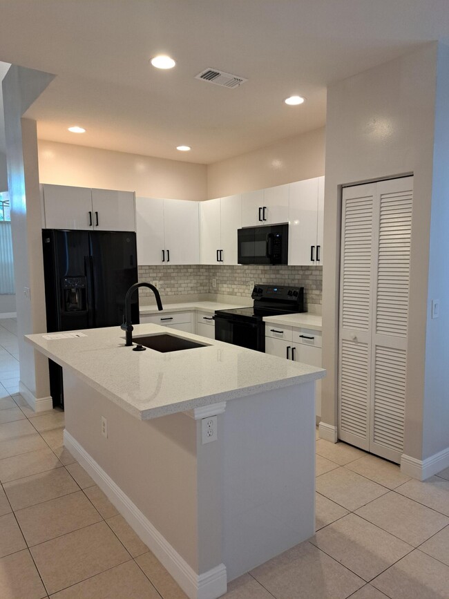 Building Photo - 12349 NW 53rd St