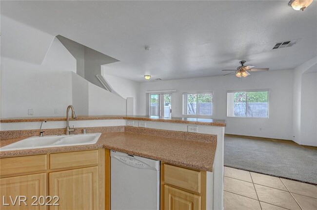 Building Photo - 6560 Bucking Horse Ln