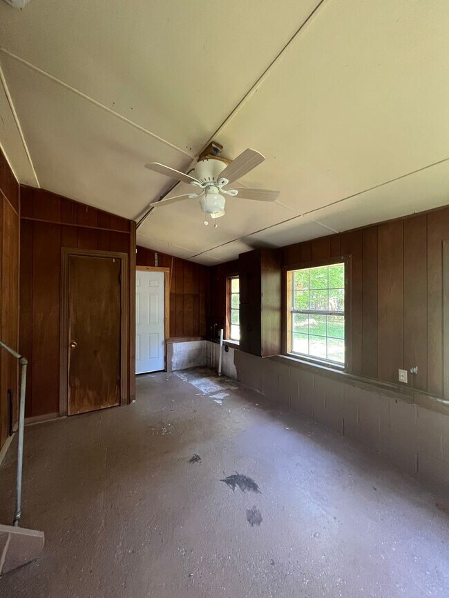 Building Photo - 436 Southgate Ave