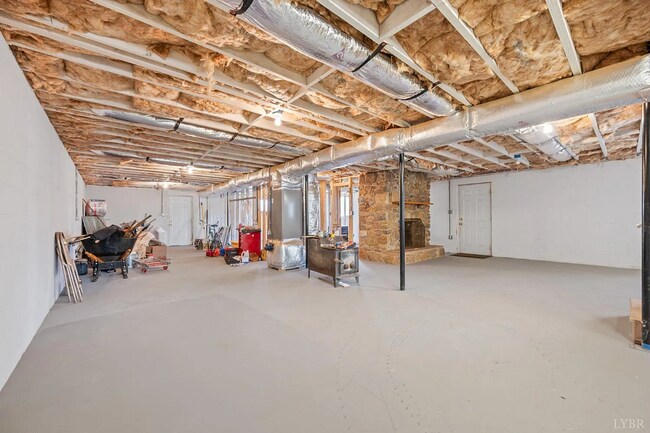 Building Photo - Beautiful Ranch In the Heart of Boonsboro Close to Shopping and Resturants