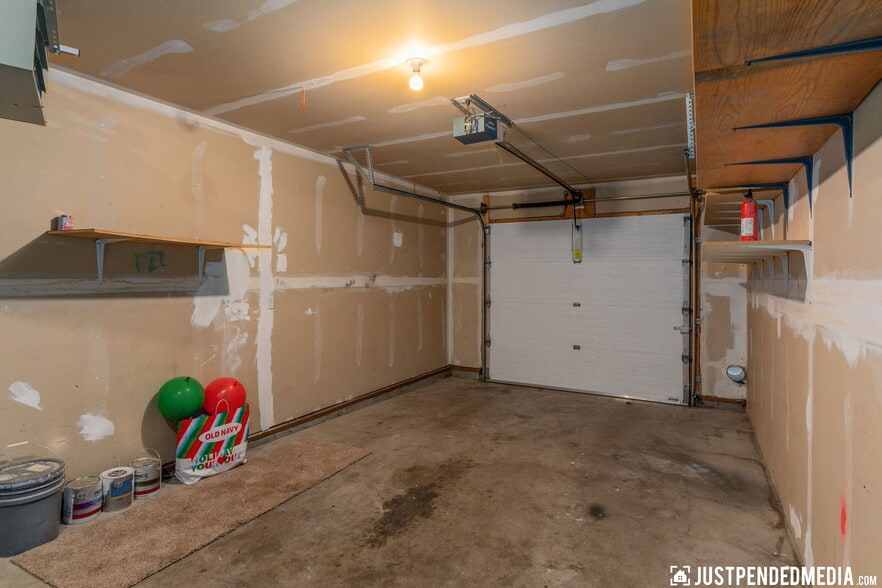 Building Photo - 530 Bitterroot Cir