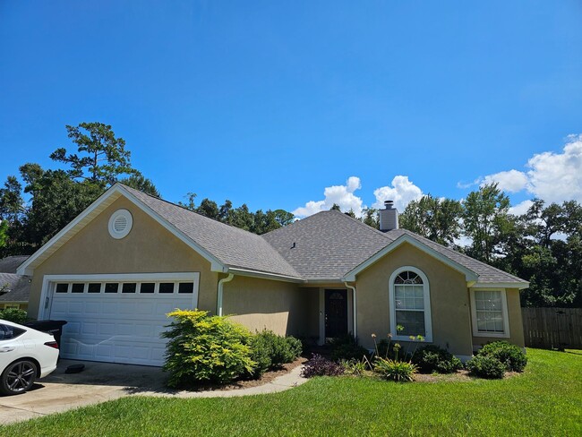 Primary Photo - East Tallahassee Home Near Fallschase