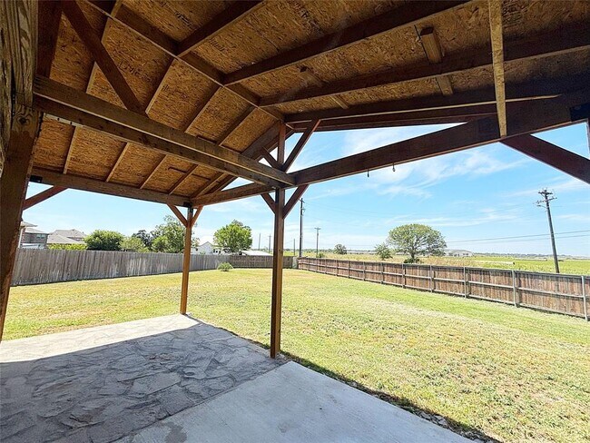 Building Photo - 1720 Foxglove Dr