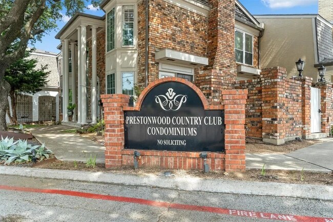 Building Photo - 15920 Archwood Ln