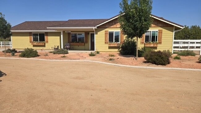 Primary Photo - Immaculate Custom 1 Story on Shared 2.5 acres
