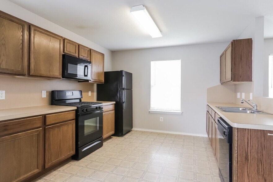 Building Photo - 7935 Raven Creek Ln