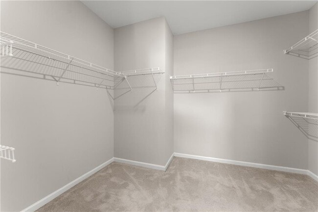 Building Photo - 156 Round Pond Dr