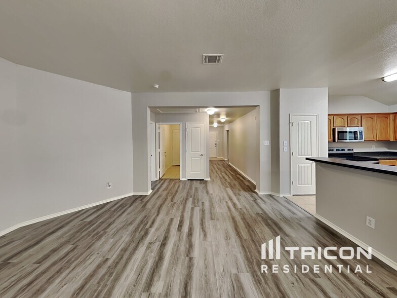 Building Photo - 739 Lentisco Dr