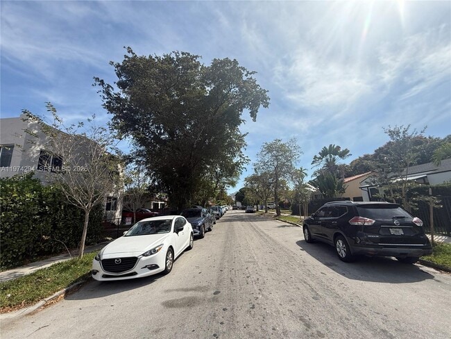 Building Photo - 1853 SW 17th St