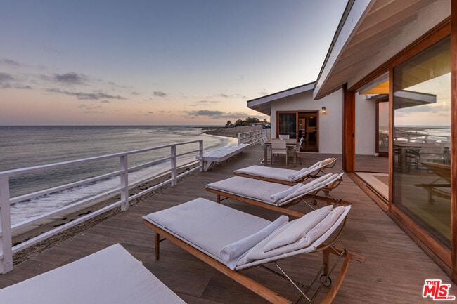 Building Photo - 23018 Pacific Coast Hwy