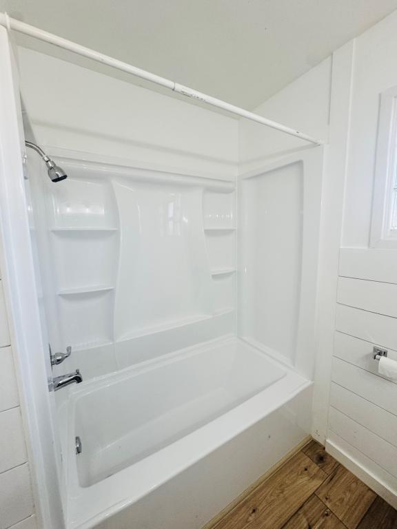 Building Photo - 410 Holbrook Dr