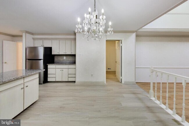 Building Photo - 14672 Brougham Way