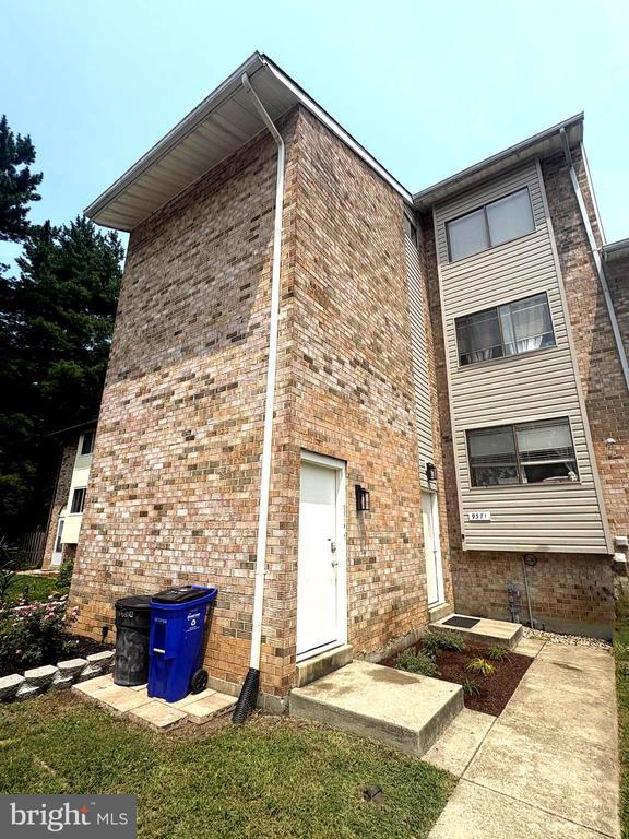 Building Photo - 9371 Reader Ln