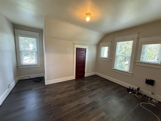 Building Photo - 8111 SW Capitol Hwy