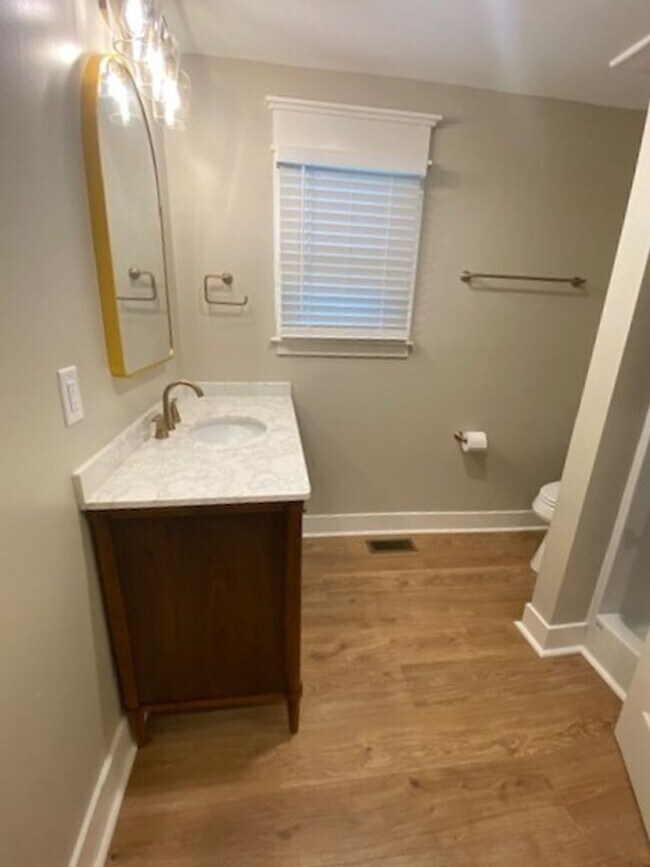Building Photo - Remodeled Bungalow in Smiths Station