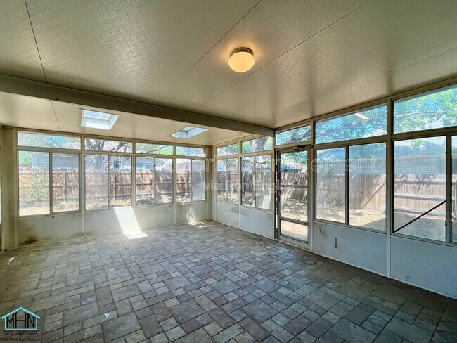 Building Photo - 9747 Copperway