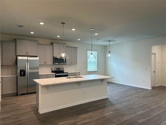 Building Photo - 3272 Arch Ave