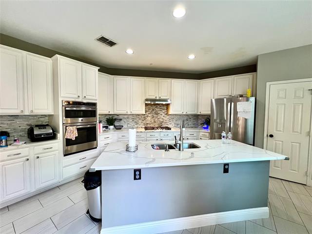 Building Photo - 9704 Congressional Dr