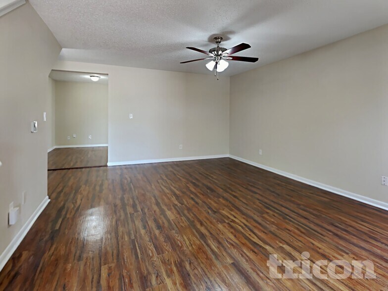 Building Photo - 3250 Kelling St