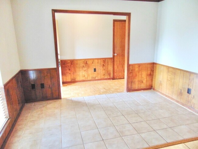 Building Photo - Beautiful Home for Lease!