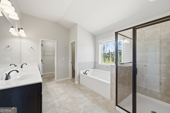 Building Photo - 4450 Pleasant Woods Dr