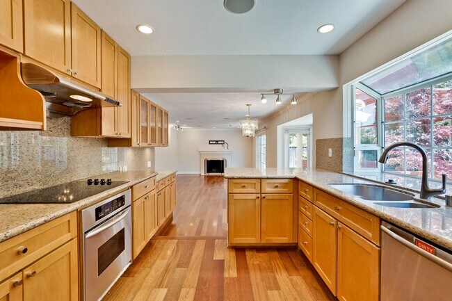 Building Photo - Spacious 3-Bed Almaden Valley Home with Bo...