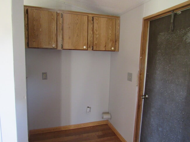 Building Photo - 104 Herald Pl