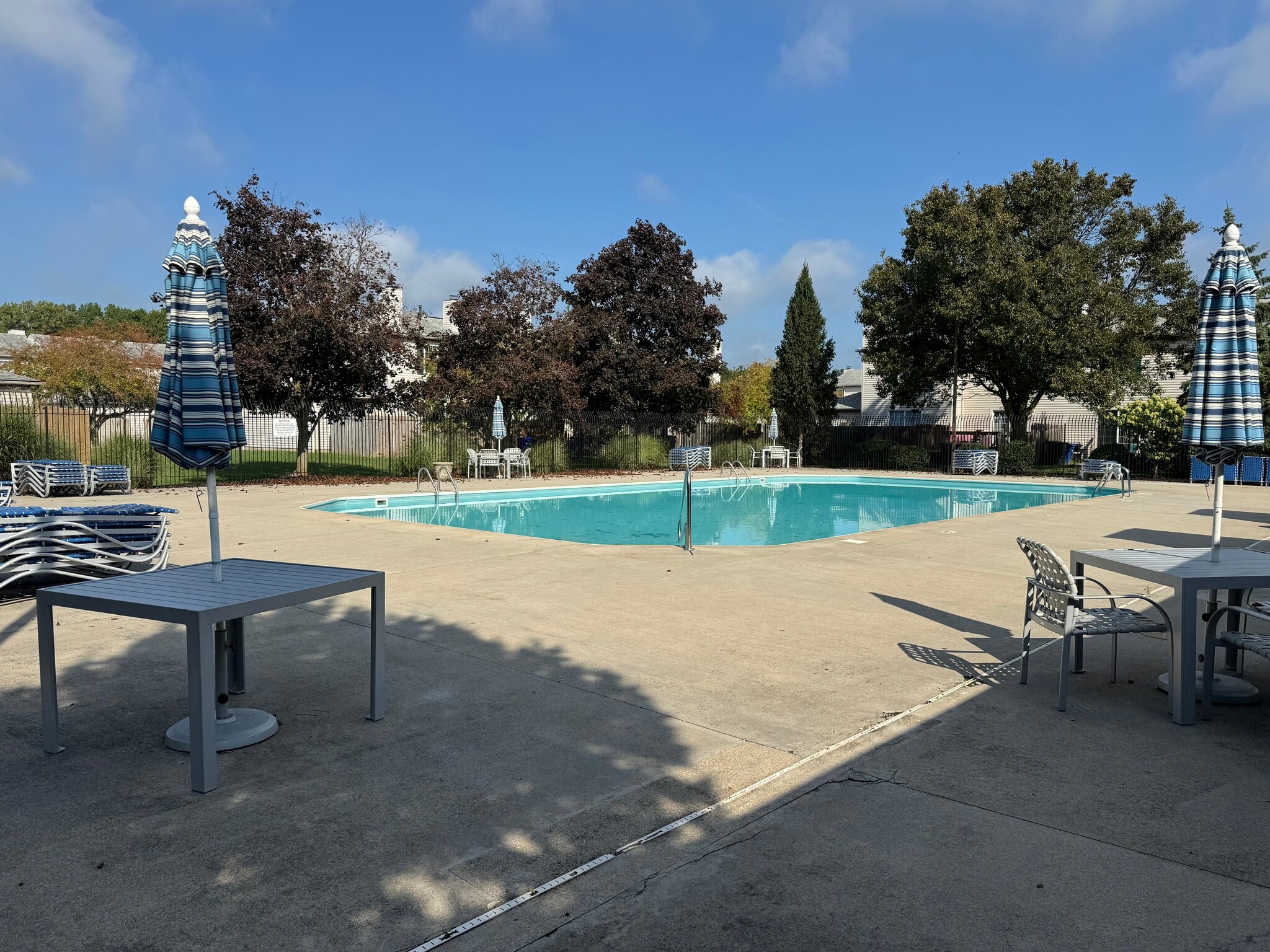 Building Photo - 1756 Bennigan Dr