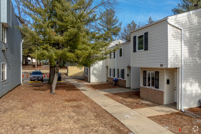 Alternate - Lincoln Terrace Apartments