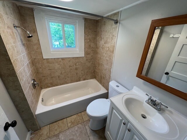 Building Photo - 10 McGowan St