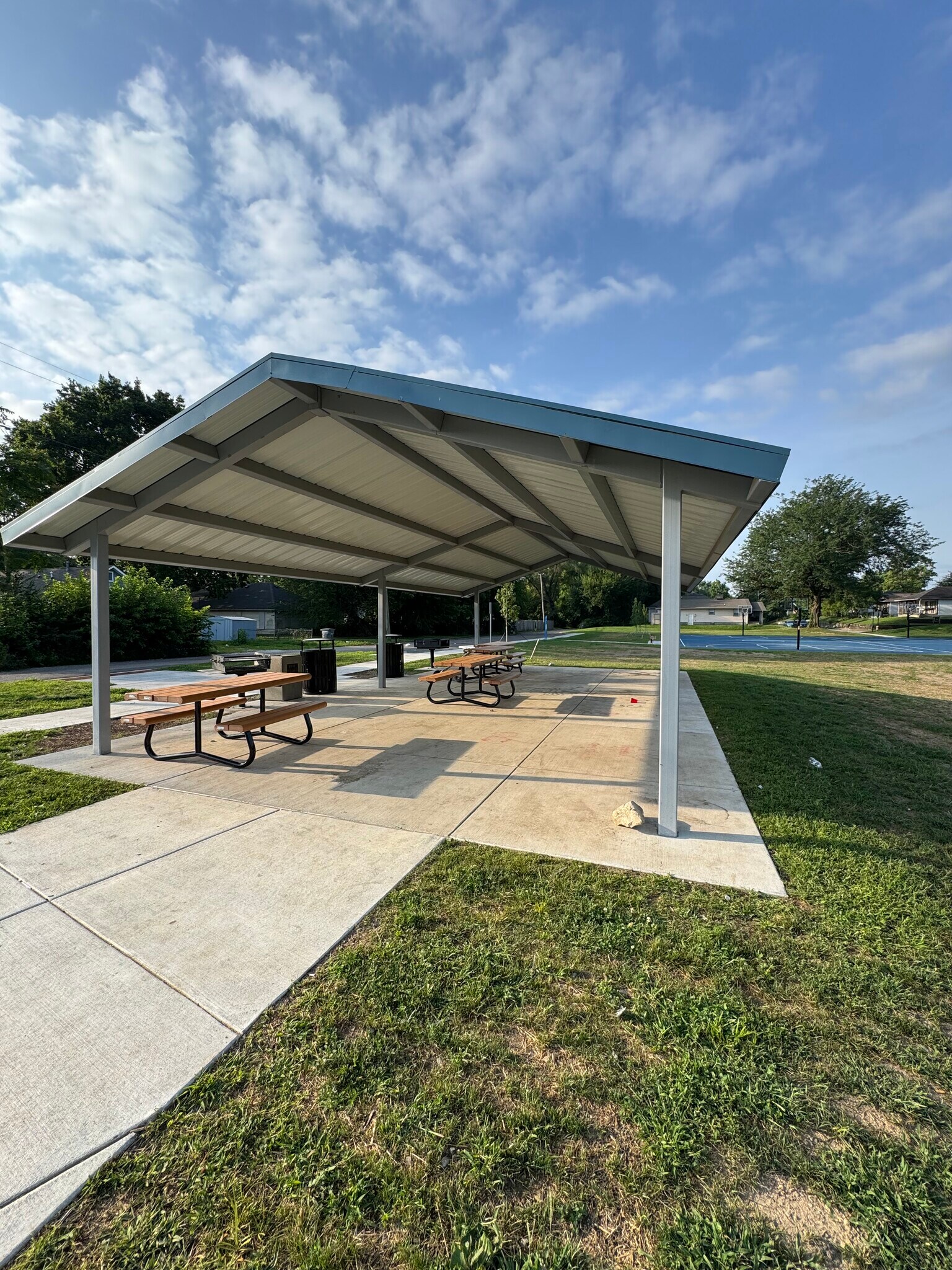 New Park - 752 N Elder Ave