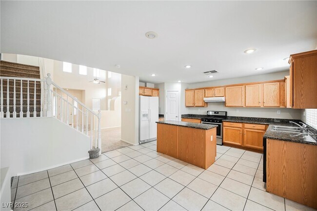 Building Photo - 4599 Deer Forest Ave