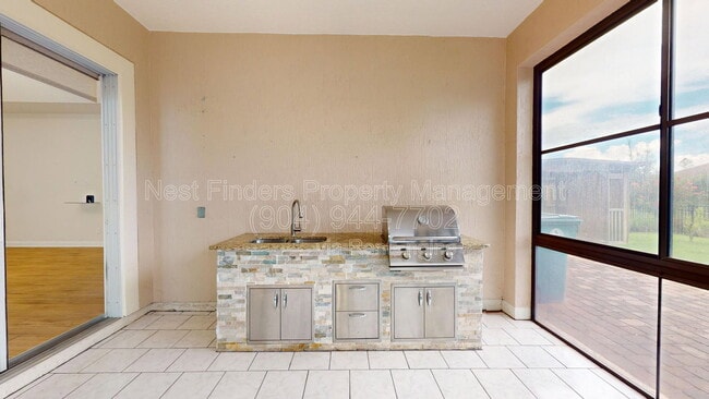Building Photo - 2670 Ostia Cir