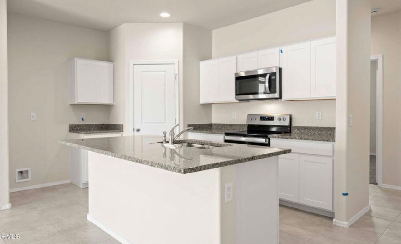 Building Photo - 1164 W Sand Canyon Ct