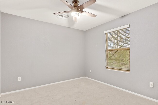 Building Photo - 10589 Cliff Lake St