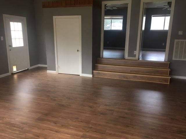 Building Photo - 25802 Beaver Run Dr