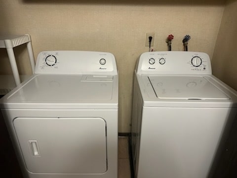 Building Photo - 713 Miller Ct